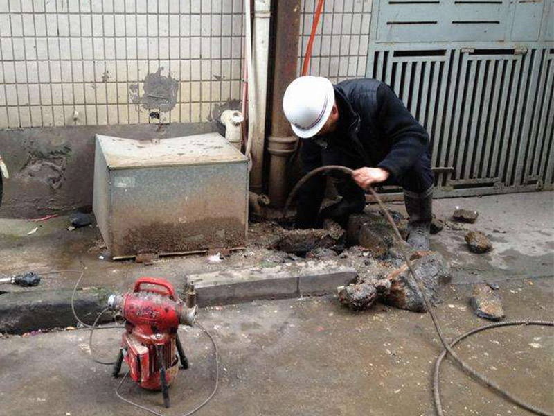 海南疏通下水道的价格没有这么贵，这样的收费不合理